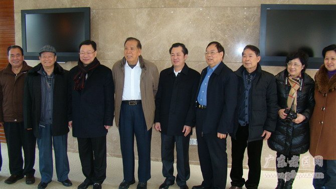 图片说明