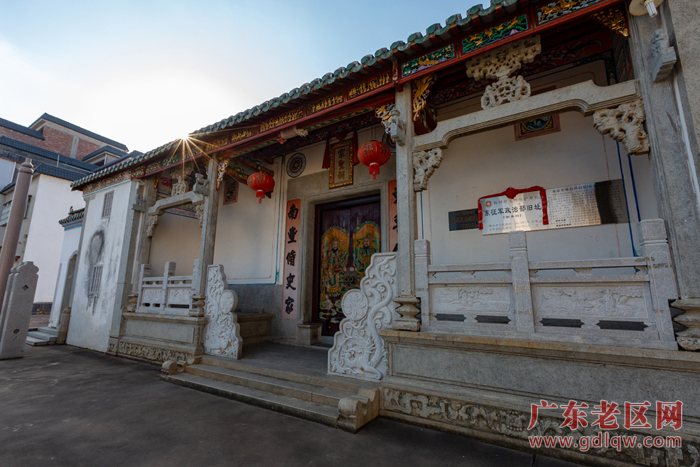 图片说明