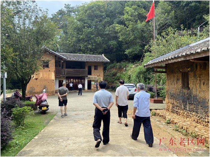 图片说明