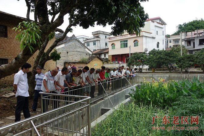 图片说明