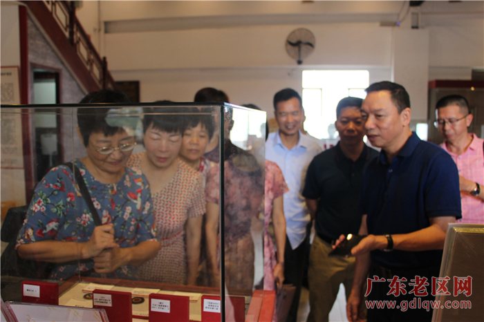 图片说明