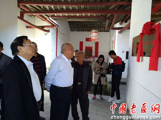 图片说明