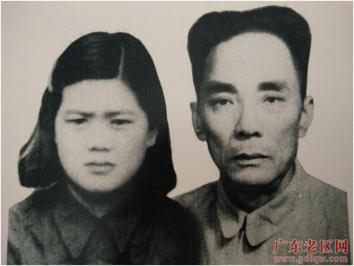 1952年，刘愈忠、李桂云夫妻合影.png