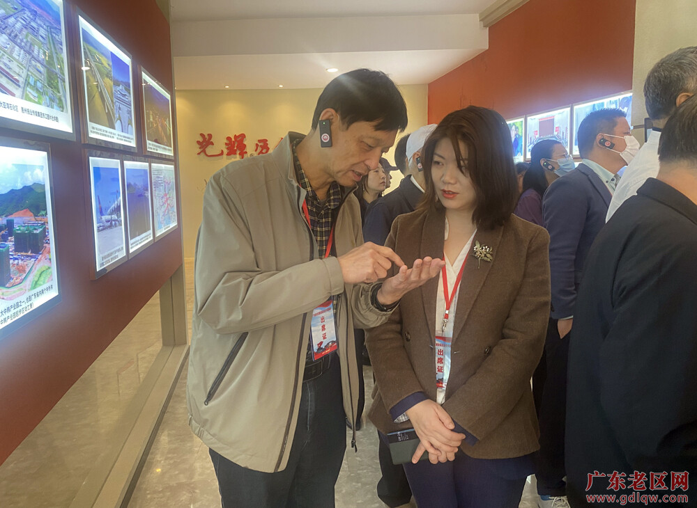 参观33.jpg