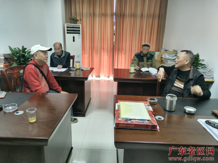 “学习乡村行”.jpg