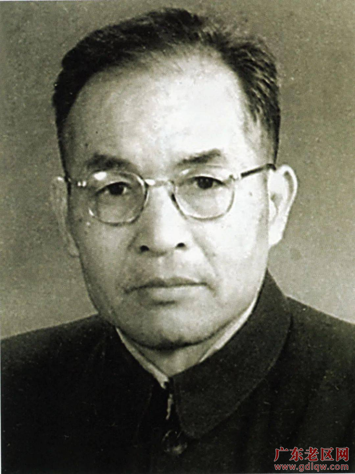 3 梁嘉（1912.10--2009.09）.png