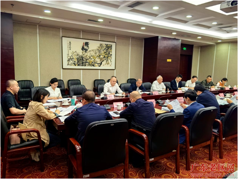 5月13日，陈开枝一行与贵州省直有关部门座谈。.png