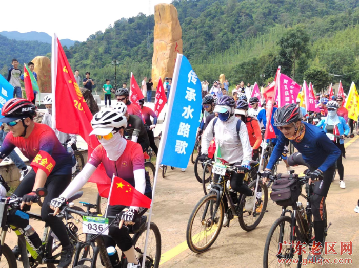 2骑行活动现场。潘俊才摄 (11).jpg