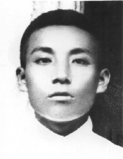 黄学增—南路农民运动杰出领导人.png