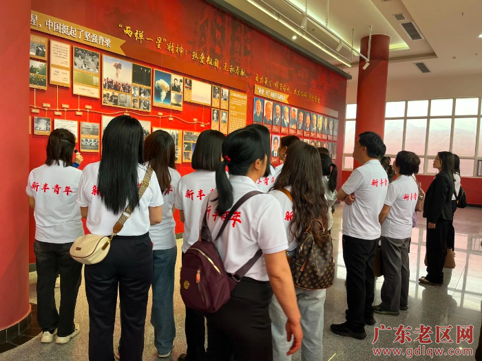 活动现场 (1).jpg