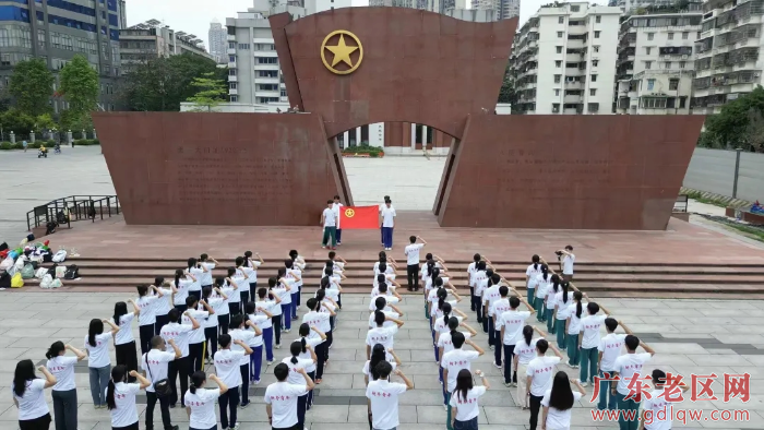 1学习教育现场 (1).jpg