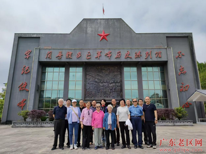 中国延安精神研究会理事胡木英一行莅埔考察2.png