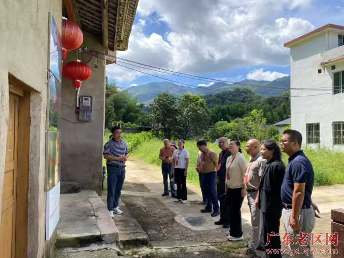 调研视察活动现场 (2).jpg