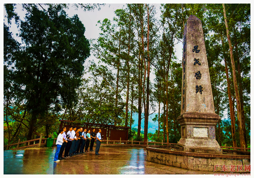 1.1《为民所敬》摄影：卢今昉.jpg
