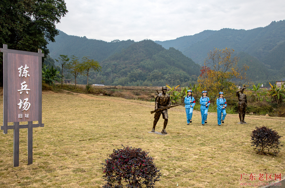 《宝山红色文化公园》(卢小丽)3.png