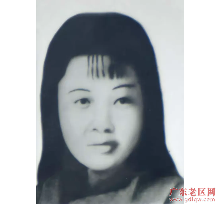 黄美英烈士（1919-1945）女，大岭里人，优秀共产党员。1937年参加西村抗日自卫队，1940年任妇女会会长，1941年参加西村抗日武装大队第四中队，1942年调入新会县礼乐、双水负责掩护县委机关工作，1944年进入广东人民抗日解放军，1945年元旦过后，于西涌村被捕，狱中坚贞不屈，最终在开平赤坎摇铃岭刑场被枪杀。壮烈牺牲。.png