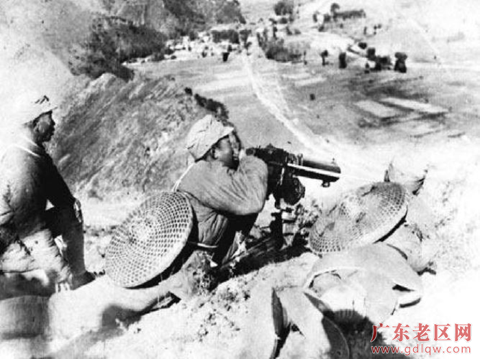 1  1937年9月25日， 八路军第115师在平型关伏击日寇.png